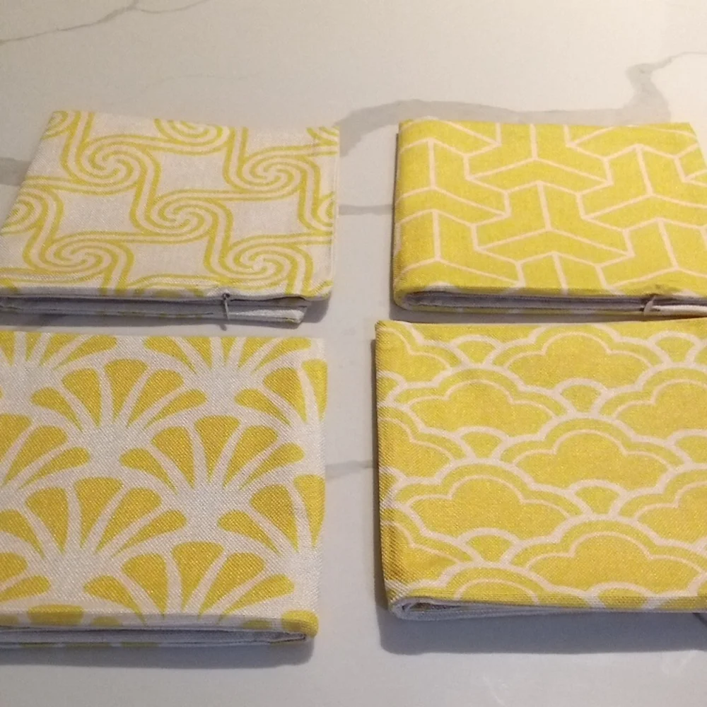 Throw‎ Pillow Covers Set of 4 Yellow Geometric Print 17x17